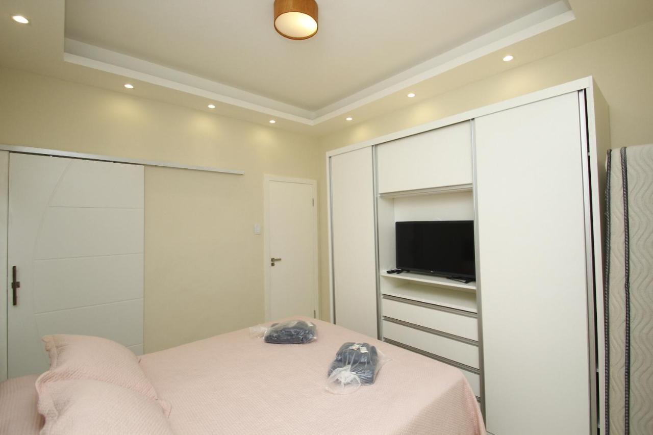 Apartment Apto Copacabana - Recem Reformado E Moderno, 5 Min. Da Praia! *